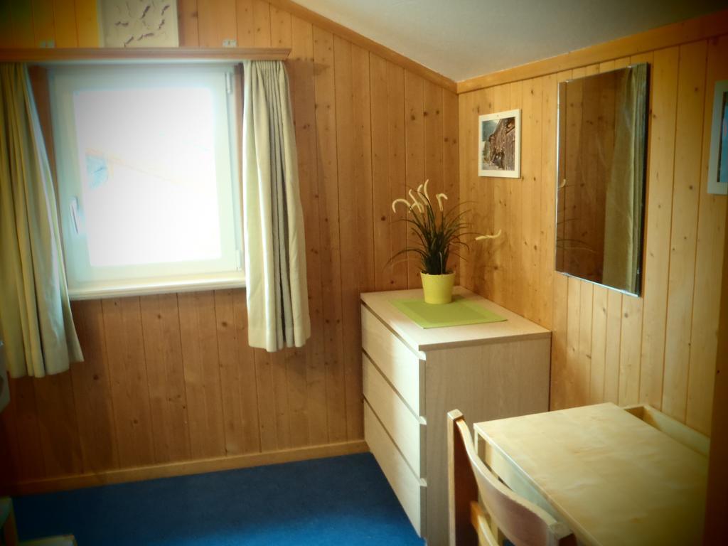 Adventure Hostel Клостерс Екстер'єр фото